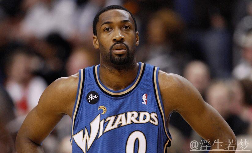 阿里纳斯:詹姆斯即便再夺两冠,戒指数仍停在4个 阿里纳斯:詹姆斯即便再夺两冠,戒指数仍停在4个